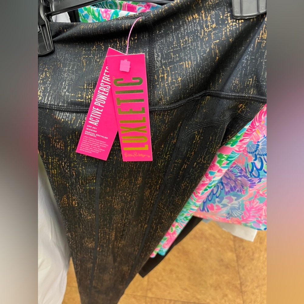 Lilly Pulitzer tiki foil pants